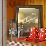 La Ceriseraie Couette-café 3*