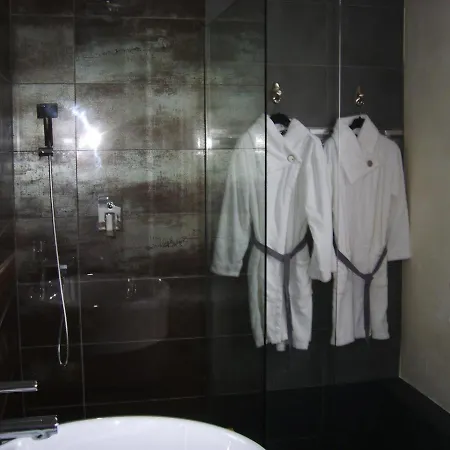 Bed & Breakfast La Ceriseraie 3*